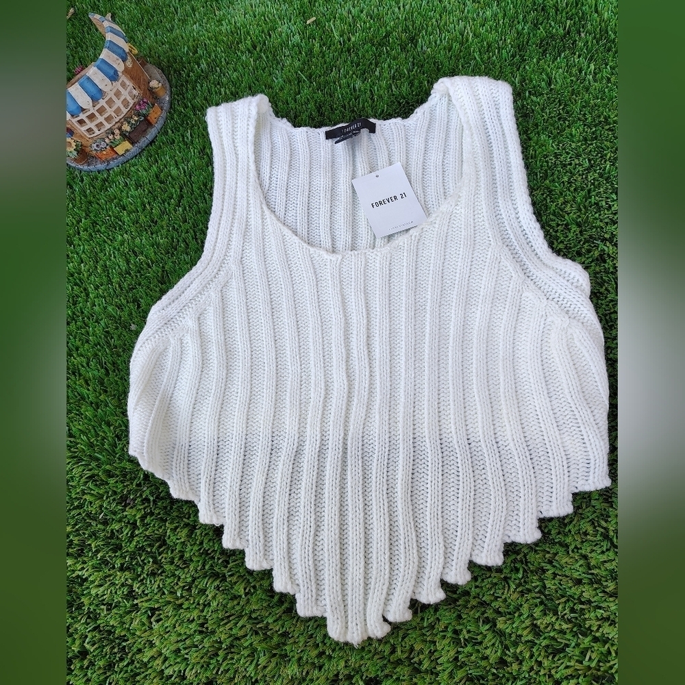 Forever 21 White Ribbed Knit Tank Top